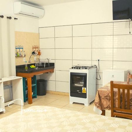 Apartamento confortável e amplo, próximo ao Parque Beto Carrero e praia de Armação Penha  Exterior foto